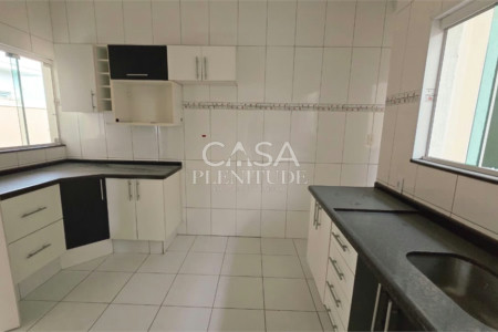 Casa em condomínio para alugar com 3 quartos, sendo 1 suíte, em Parque Residencial Villa dos Inglezes, Sorocaba, SP