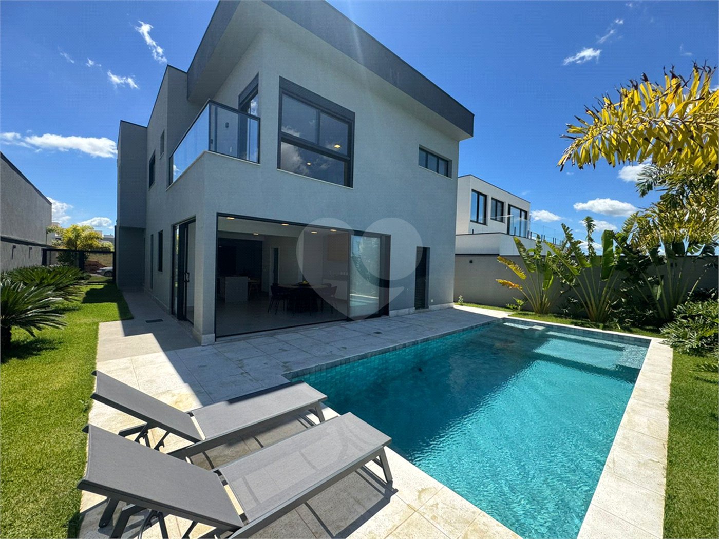 Casa à venda com 4 suítes no condomínio Villas do Golf, Itu - SP