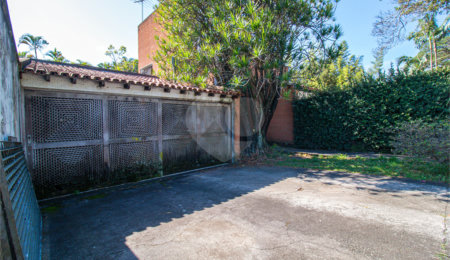 Casa Térrea à venda com 3 quartos, sendo 1 suíte,  em Jardim Prudência, São Paulo, SP