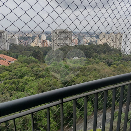 Apartamento à venda com 3 suítes em Vila Suzana, São Paulo, SP