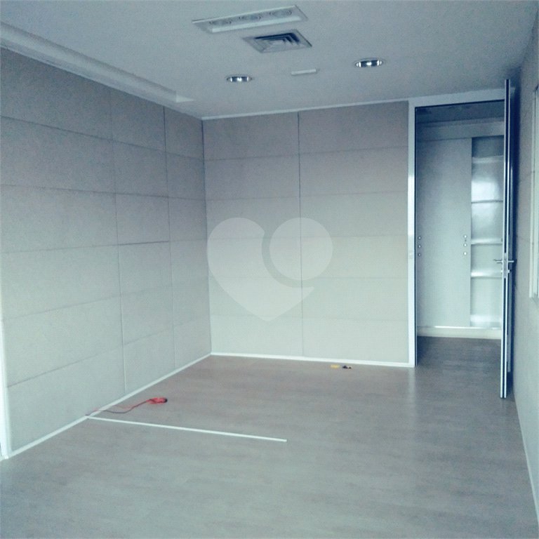 Sala à venda em Santana, São Paulo, SP