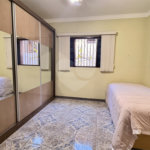Sobrado à venda com 3 quartos, sendo 1 suíte, em Jardim São Guilherme, Sorocaba, SP