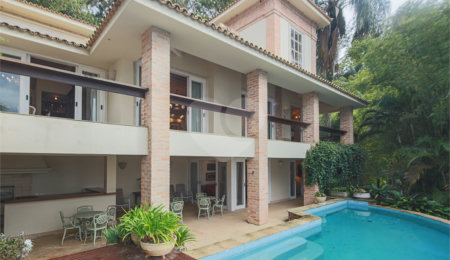 Casa à venda com 4 suítes em Guarapiranga, São Paulo, SP