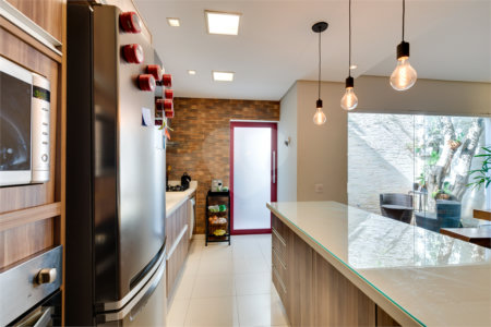 Casa à venda com 4 quartos, sendo 3 suítes, no condomínio Vila Hípica, São Paulo - SP