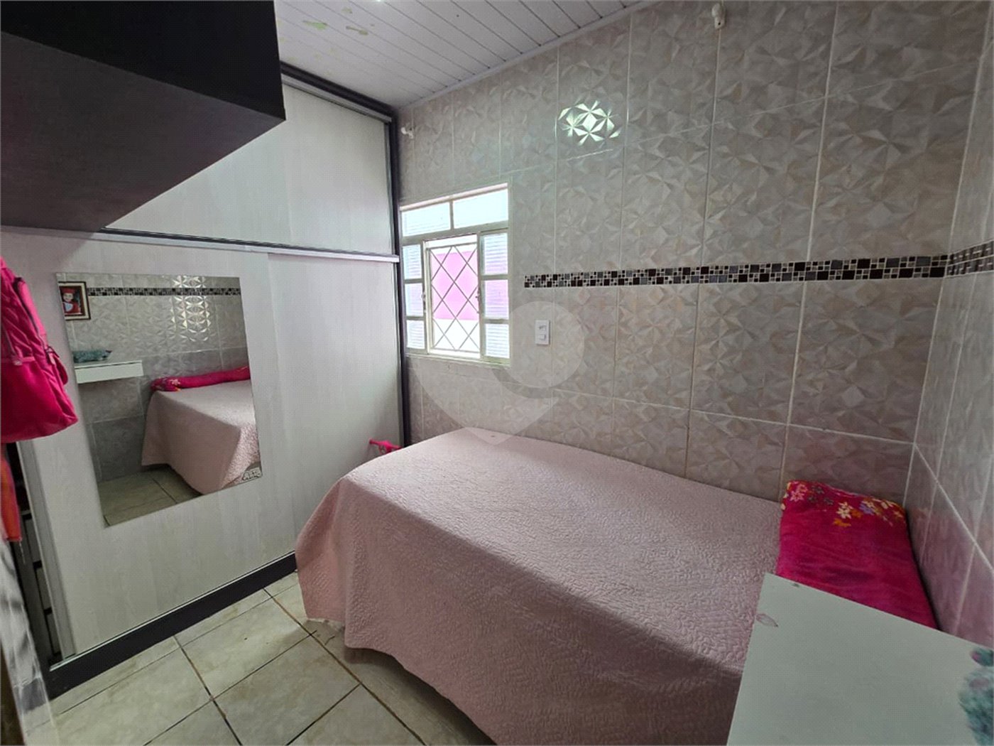 Casa à venda com 2 quartos em Vila Messias, Alambari, SP
