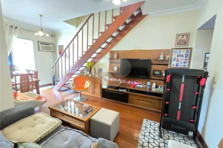 Cobertura à venda com 3 quartos, sendo 1 suíte, em Tijuca, Rio de Janeiro, RJ