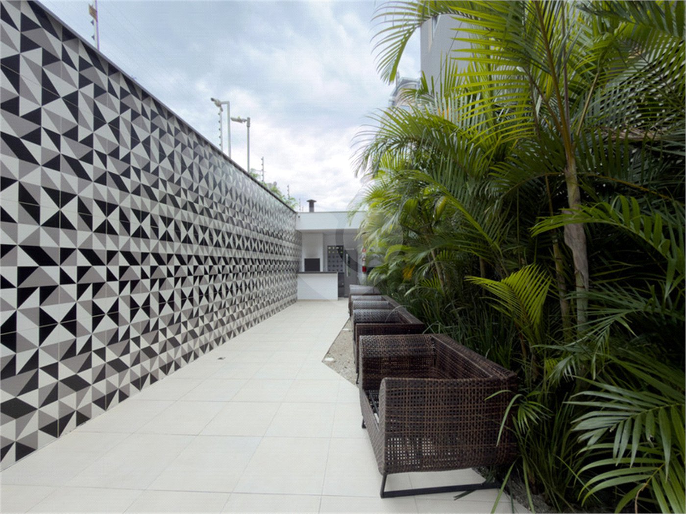 Apartamento à venda com 4 quartos, sendo 2 suítes, em Pinheiros, São Paulo, SP