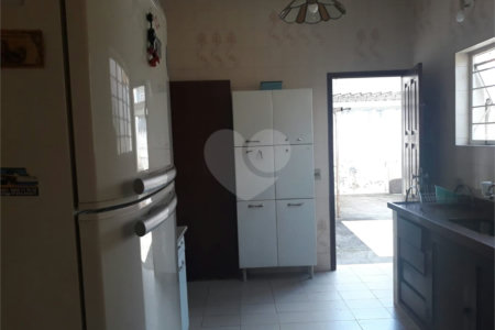 Casa à venda ou para alugar com 3 quartos, sendo 1 suíte, em Jardim Maria Trindade, São Roque, SP