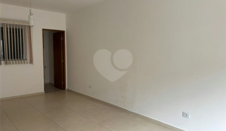 Casa em condomínio à venda com 3 quartos, sendo 1 suíte, em Jardim Estância Brasil, Atibaia, SP