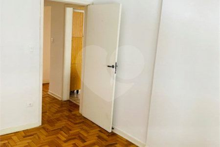 Apartamento à venda com 2 quartos, sendo 1 suíte, em Pinheiros, São Paulo, SP