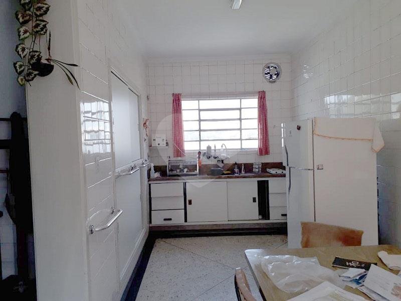 Casa à venda com 3 quartos em Vila Romana, São Paulo, SP