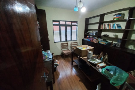 Casa à venda com 4 quartos, sendo 2 suítes,  em Parque Esmeralda, São Paulo, SP