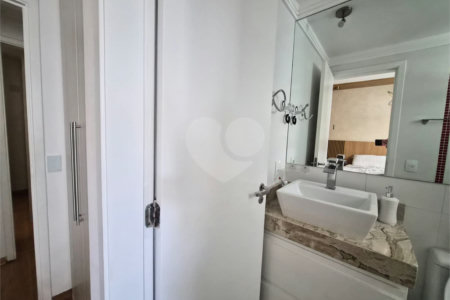 Apartamento à venda com 2 quartos, sendo 1 suíte, em Pinheiros, São Paulo, SP
