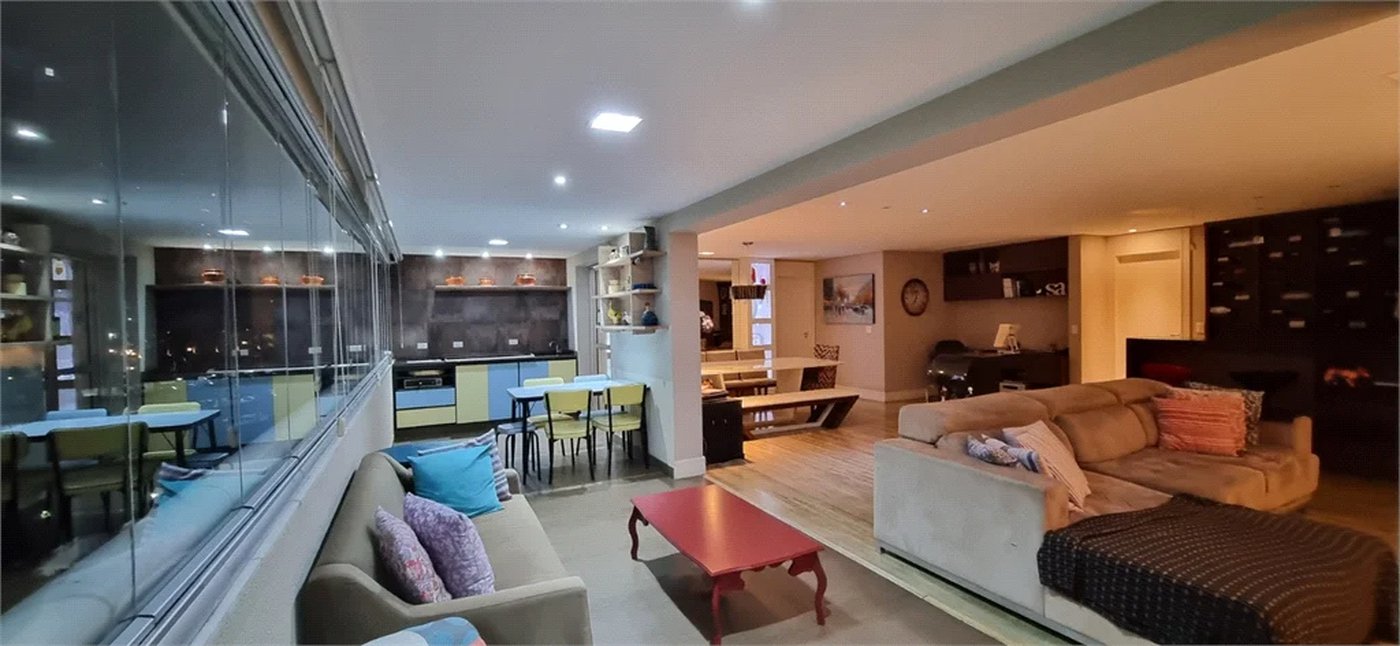 Apartamento à venda com 3 suítes em Jardim Londrina, São Paulo, SP