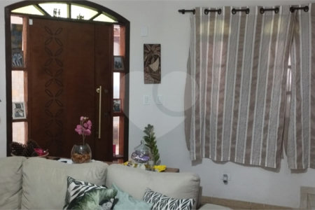 Casa à venda com 3 quartos em Parque Residencial Marengo, Itaquaquecetuba, SP