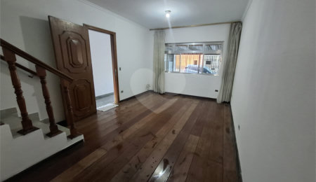 Sobrado à venda com 3 quartos, sendo 1 suíte,  em Campo Grande, São Paulo, SP