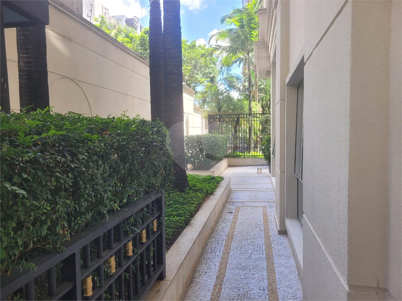 Apartamento à venda com 3 quartos, sendo 2 suítes, em Vila Uberabinha, São Paulo, SP