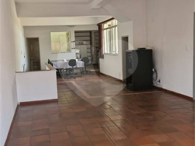 Sobrado à venda com 4 quartos, sendo 1 suíte,  em Vila Maria, São Paulo, SP
