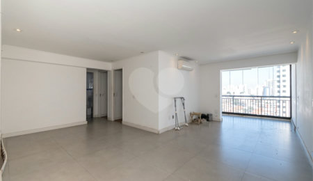 Apartamento à venda com 3 quartos, sendo 1 suíte, em Alto da Mooca, São Paulo, SP