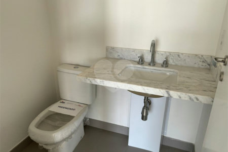 Apartamento à venda com 1 suíte em Vila Cordeiro, São Paulo, SP
