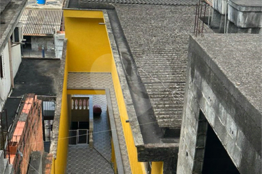 Sobrado à venda com 3 quartos, sendo 1 suíte, em Perus, São Paulo, SP