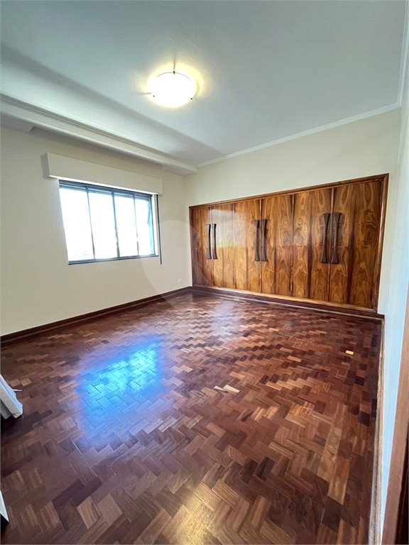 Sobrado à venda com 4 quartos, sendo 1 suíte, em Santana, São Paulo, SP