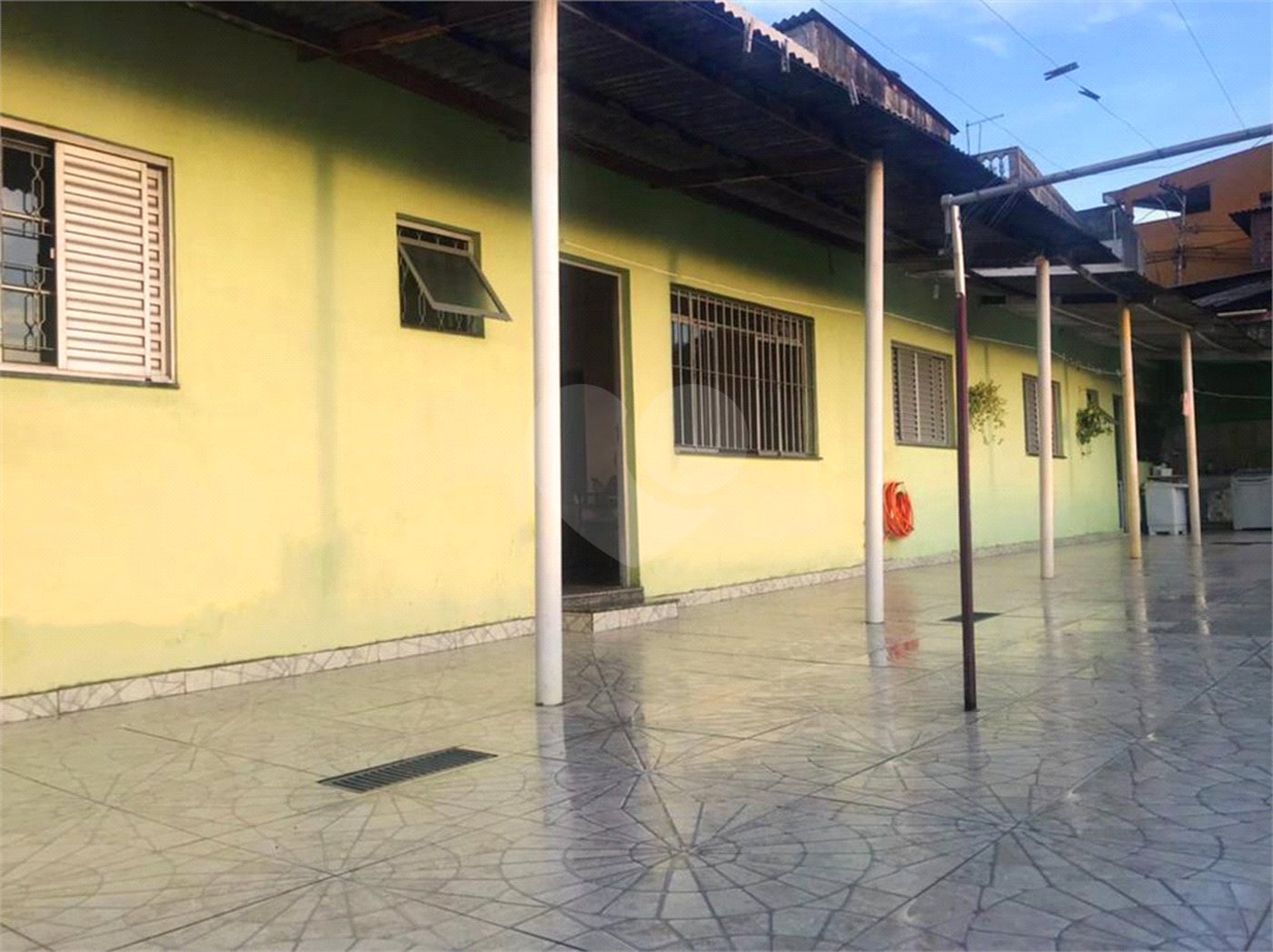Casa à venda com 7 quartos, sendo 1 suíte, em Aliança, Osasco, SP