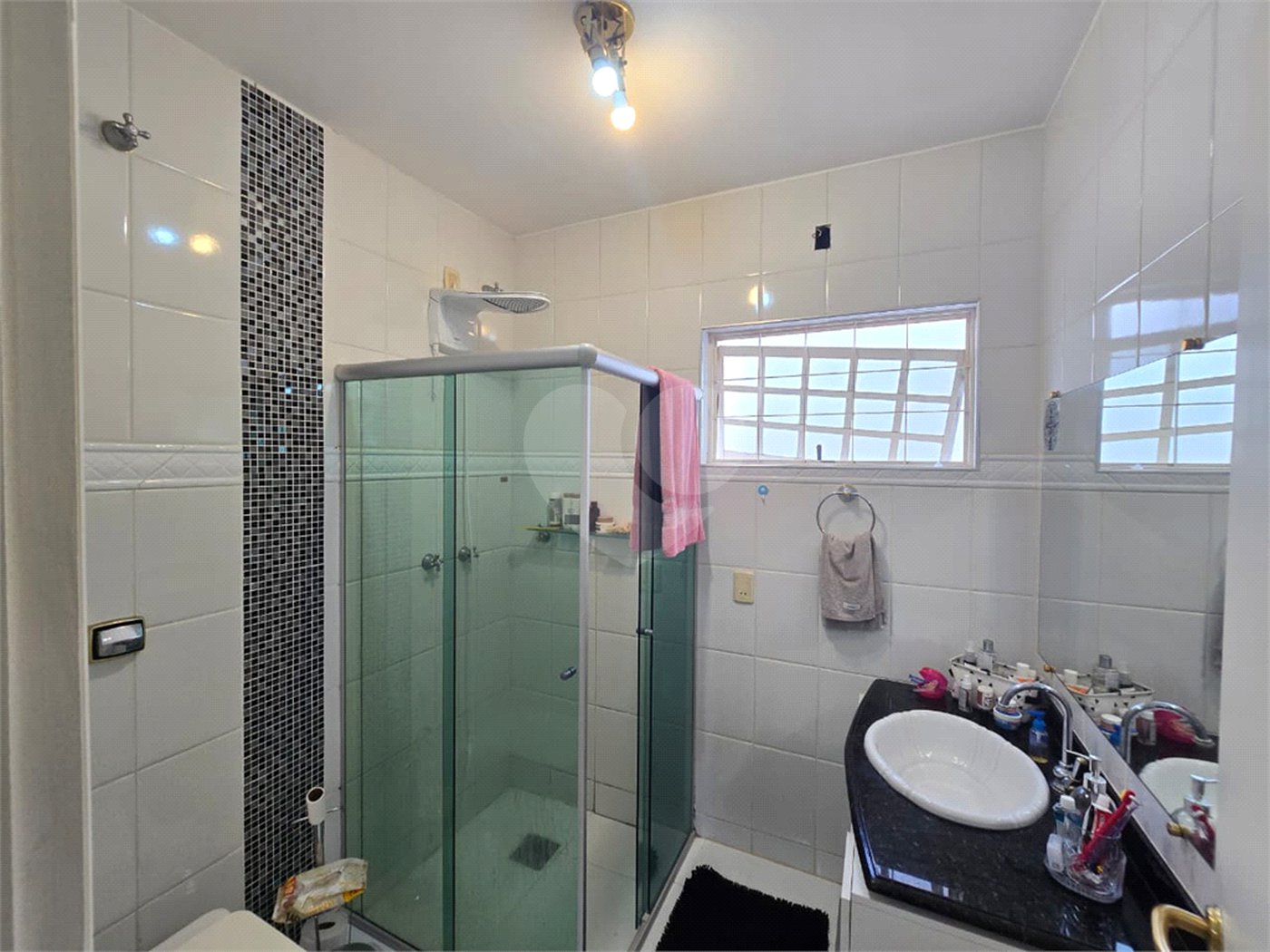 Casa à venda com 4 quartos, sendo 2 suítes,  em Vila Nastri, Itapetininga, SP