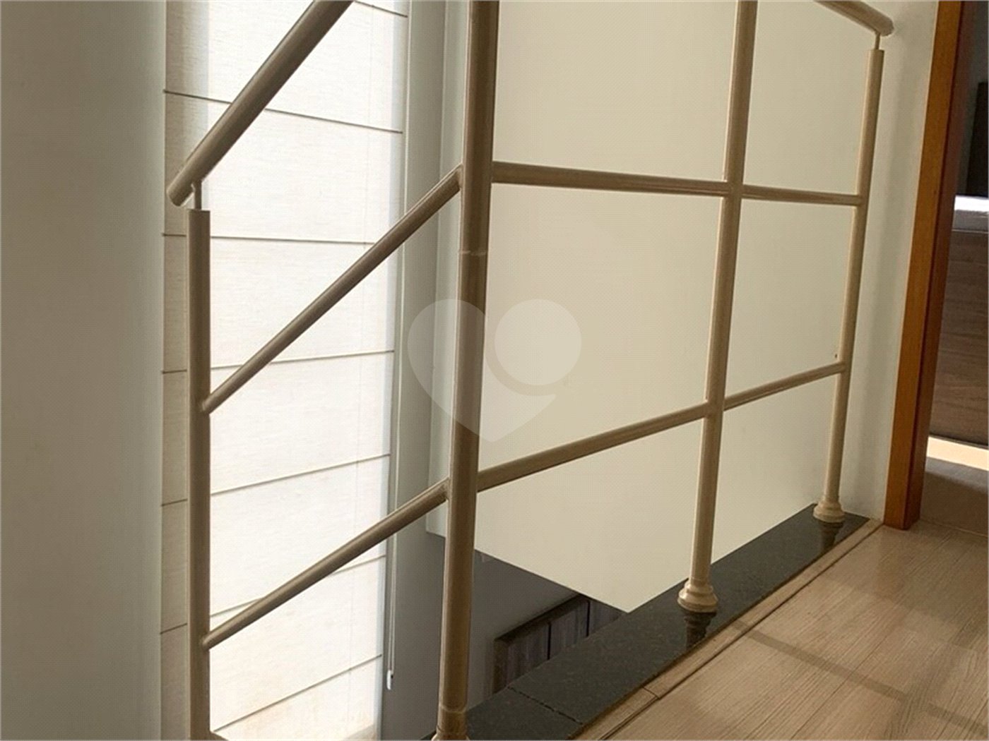 Casa à venda com 3 quartos, sendo 1 suíte, no condomínio Residencial Belle Ville Itaycy, Indaiatuba - SP