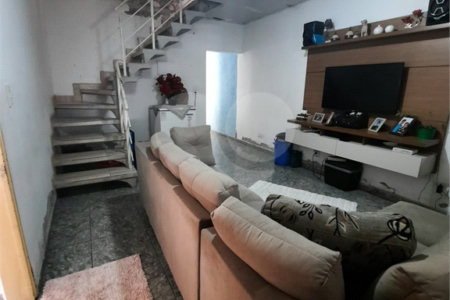 Casa à venda com 3 quartos, sendo 1 suíte,  em Vila Melchizedec, Mogi das Cruzes, SP