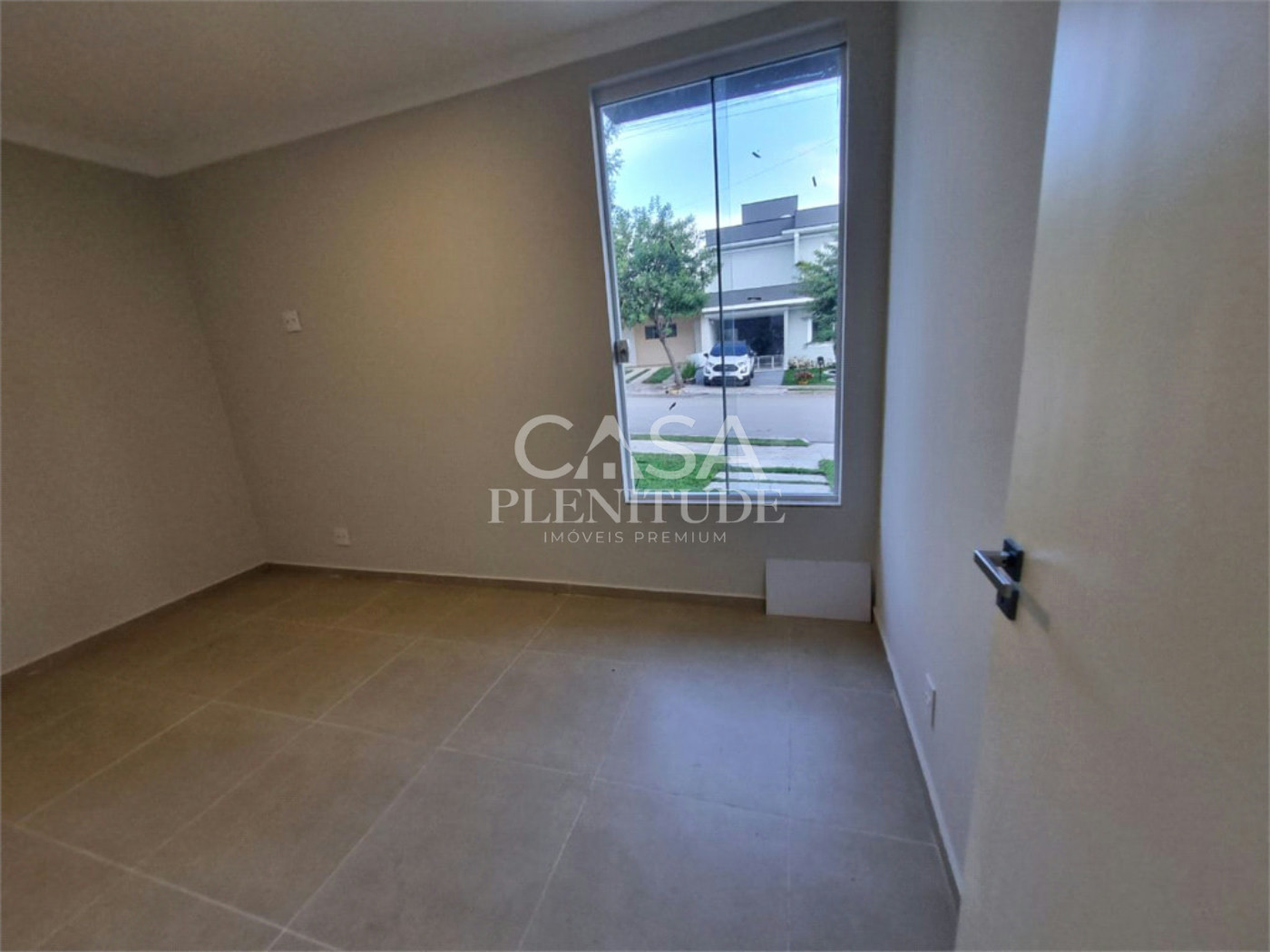 Casa em condomínio à venda com 3 quartos, sendo 2 suítes, em Cajuru do Sul, Sorocaba, SP