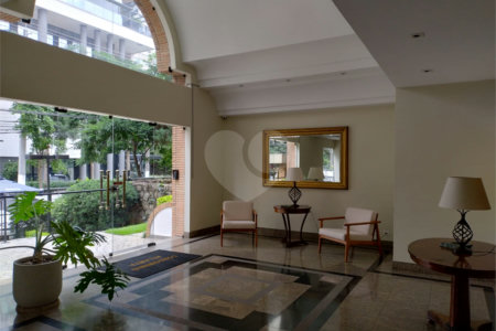 Apartamento para alugar com 3 suítes em Campo Belo, São Paulo, SP