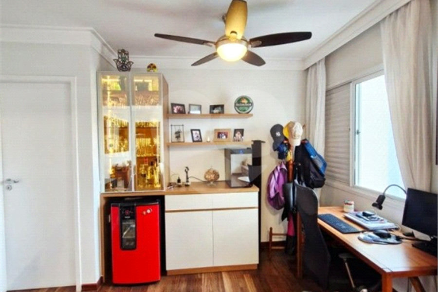 Apartamento à venda com 3 quartos, sendo 1 suíte, em Morumbi, São Paulo, SP