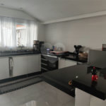 Casa Térrea à venda com 4 quartos, sendo 1 suíte,  em Vila Esperança, Atibaia, SP