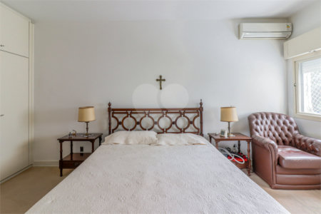 Apartamento à venda com 4 quartos, sendo 2 suítes, em Jardim Paulista, São Paulo, SP