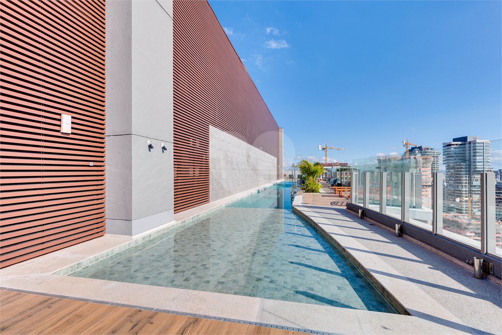 Apartamento à venda com 4 quartos, sendo 3 suítes,  em Brooklin, São Paulo, SP