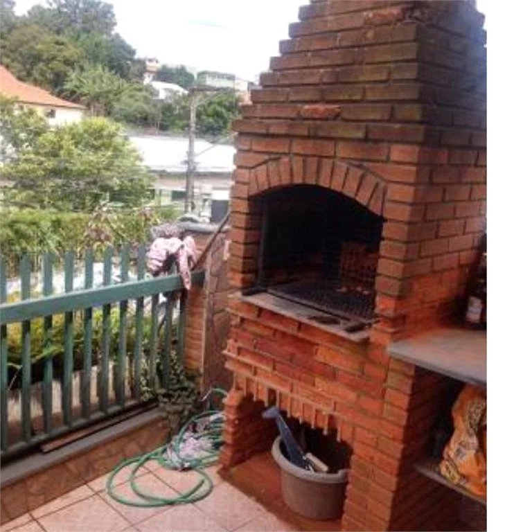 Sobrado à venda com 3 quartos, sendo 1 suíte, em Vila Universitária, São Paulo, SP