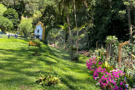 Sítio à venda com 4 quartos, sendo 1 suíte, no Centro, Piracaia, SP