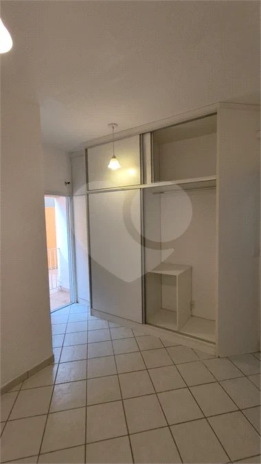 Apartamento à venda com 2 quartos, sendo 1 suíte, no Centro, Vinhedo, SP