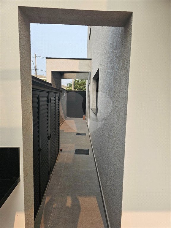 Sobrado à venda com 4 quartos, sendo 3 suítes, em Mariápolis Ginetta, Vargem Grande Paulista, SP