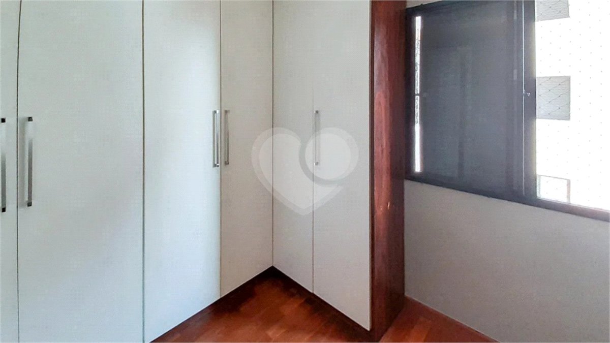 Apartamento para alugar com 3 quartos, sendo 1 suíte, em Alto da Boa Vista, São Paulo, SP