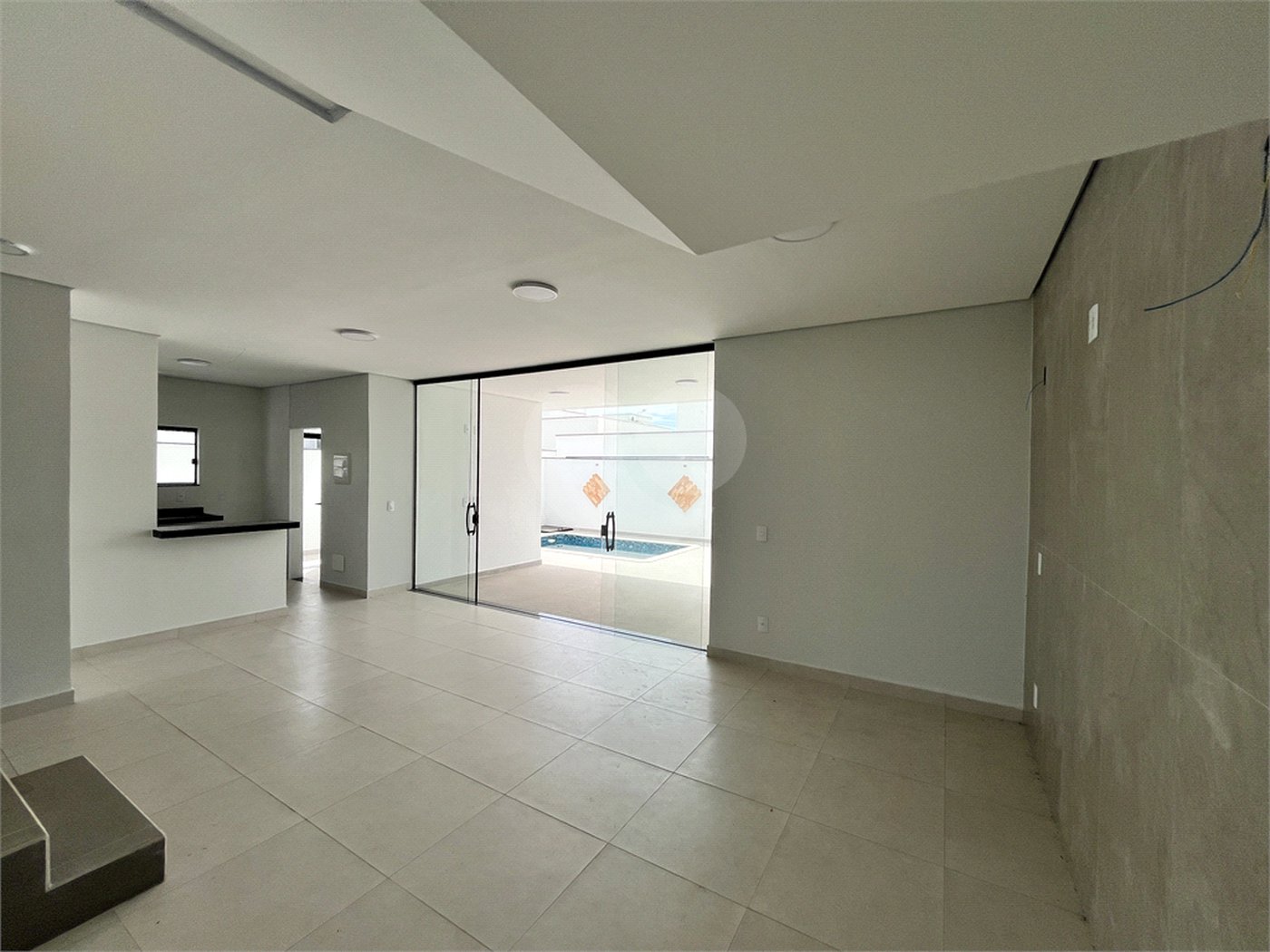 Casa à venda com 3 suítes no condomínio Terras de São Francisco, Sorocaba - SP