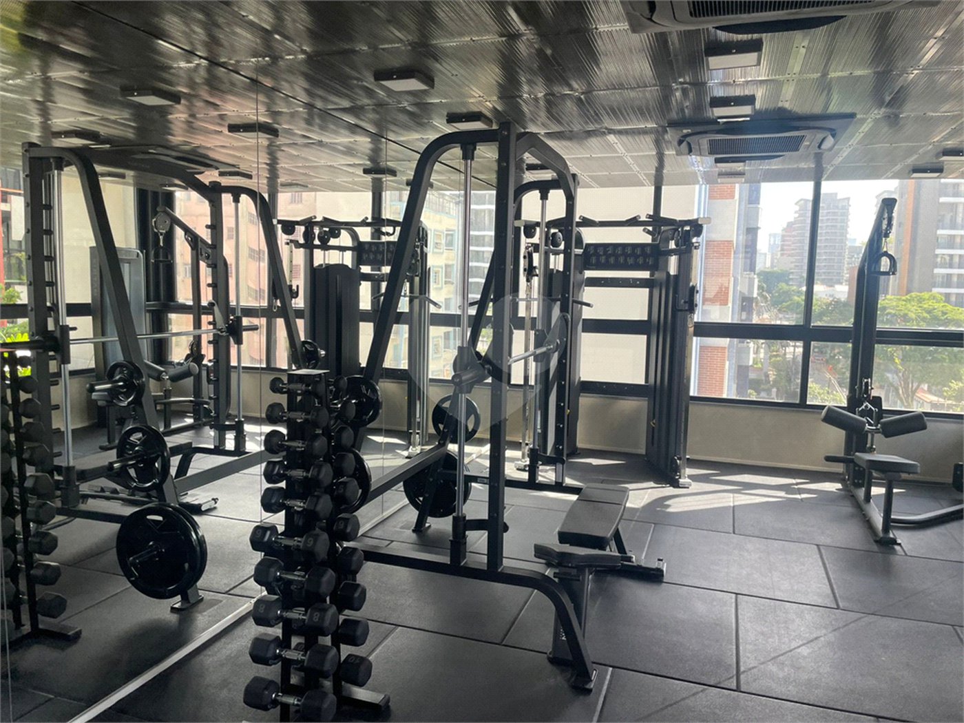 Apartamento à venda com 2 suítes em Pinheiros, São Paulo, SP