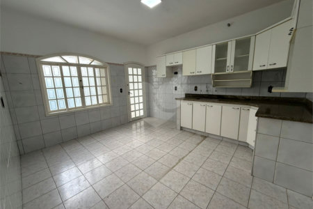 Casa à venda com 2 quartos em Jardim Itália, Itapetininga, SP