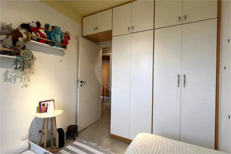 Apartamento à venda com 3 quartos, sendo 1 suíte, em Vila Madalena, São Paulo, SP