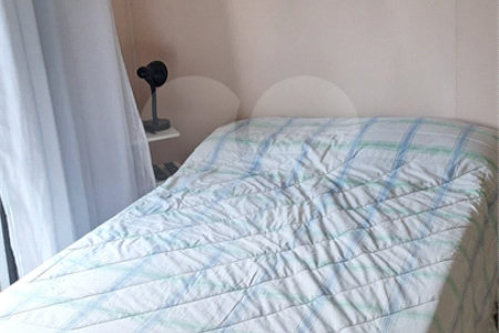 Casa à venda com 3 quartos, sendo 1 suíte, em Condomínio Flamboyant-b, Atibaia, SP