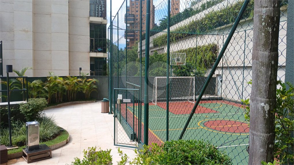 Apartamento à venda com 3 suítes em Jardim Fonte do Morumbi, São Paulo, SP