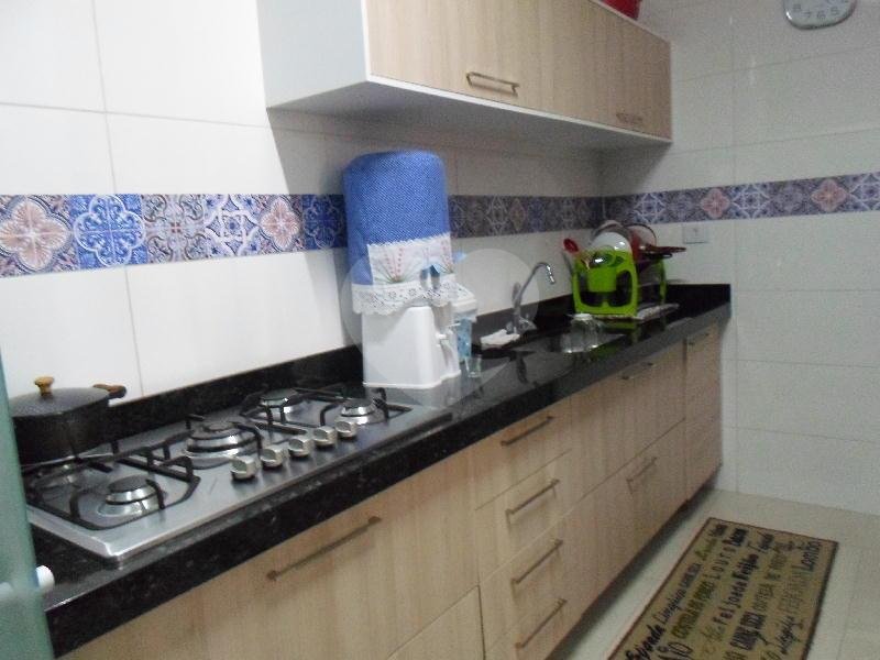 Casa à venda com 3 quartos, sendo 1 suíte,  no condomínio Fernandes, São Paulo - SP