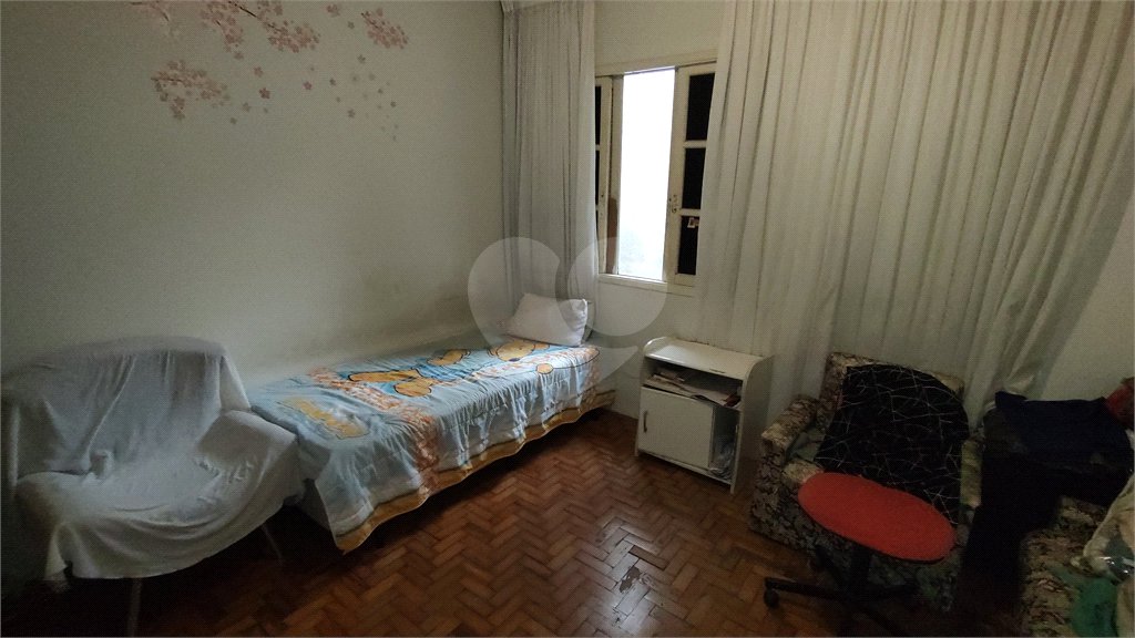 Sobrado à venda com 4 quartos em Parque São Domingos, São Paulo, SP