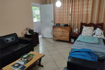 Sobrado à venda com 3 quartos em Vila Medeiros, São Paulo, SP